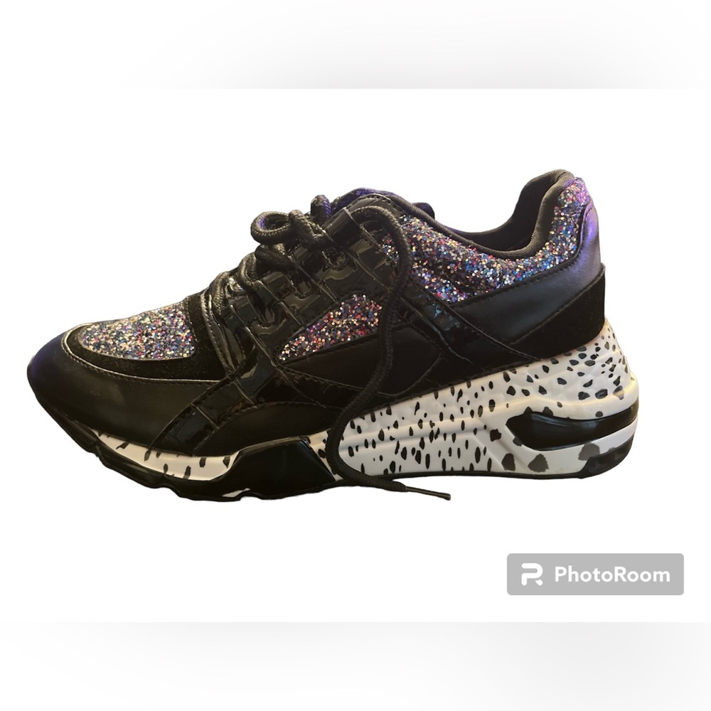 STEVE Madden Barra-G Round-Toe Lace Up Platform Fashion Sneakers Black/Glitter